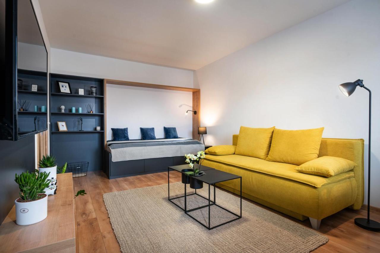 Flexihome Sk - Bellova - Brand New - Neftflix - Private Parking Liptovský Mikuláš Εξωτερικό φωτογραφία