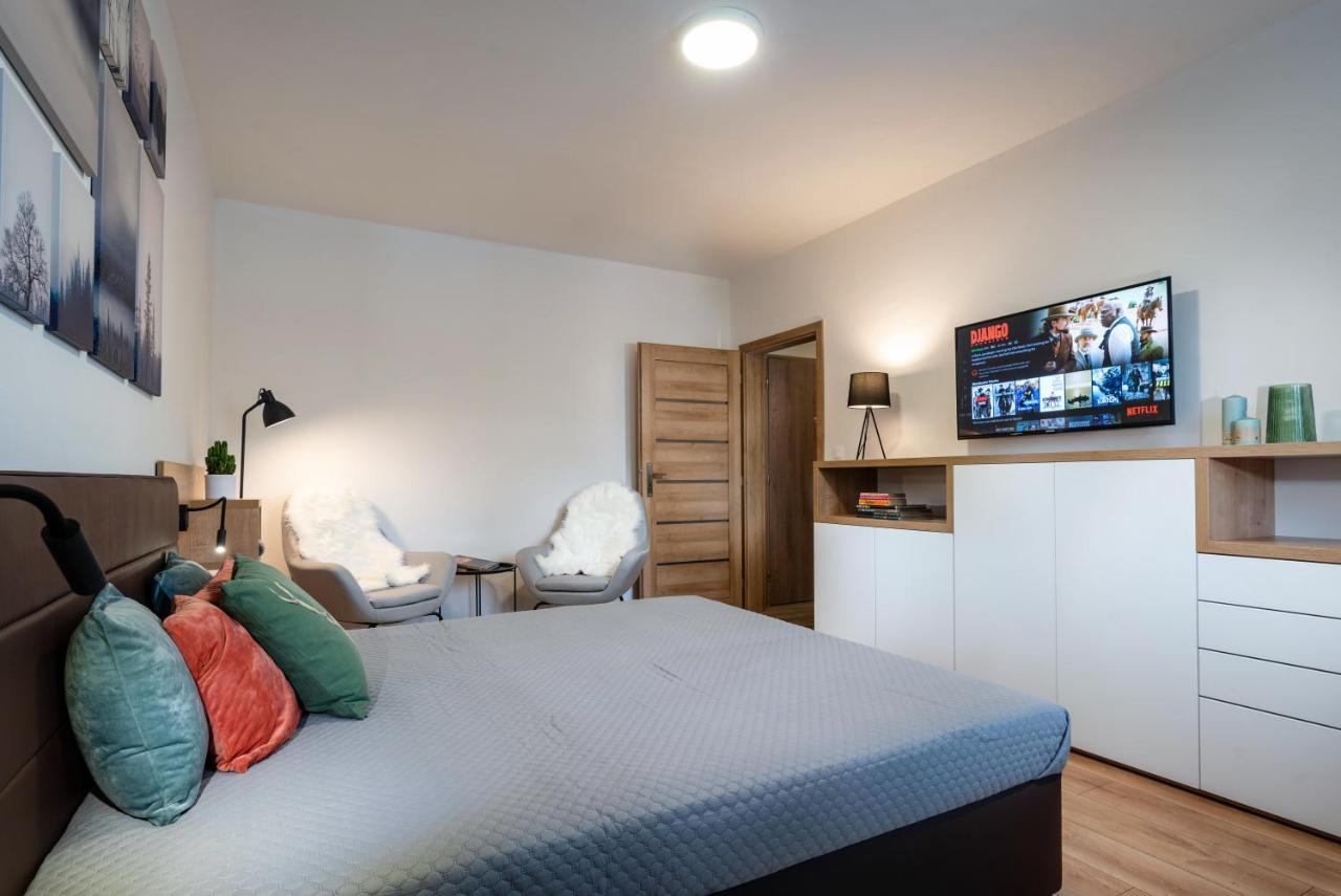 Flexihome Sk - Bellova - Brand New - Neftflix - Private Parking Liptovský Mikuláš Εξωτερικό φωτογραφία