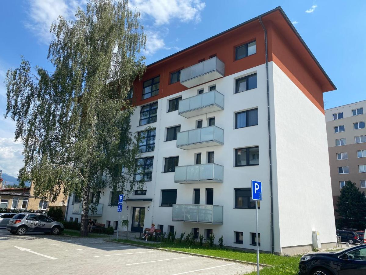 Flexihome Sk - Bellova - Brand New - Neftflix - Private Parking Liptovský Mikuláš Εξωτερικό φωτογραφία